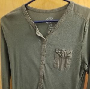Old Navy long sleeve